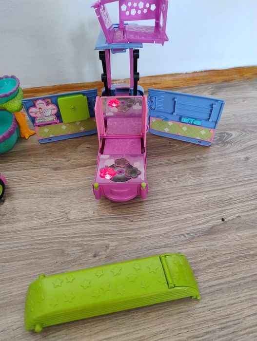 Zabawki Polly  domek i samochód