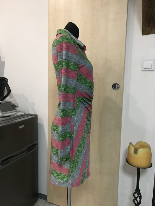 Elegancka sukienka Zara rozmiar S stan bdb