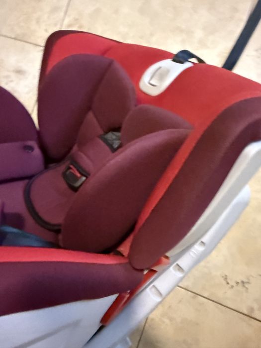 Автокрісло дитячче до 36кг isofix