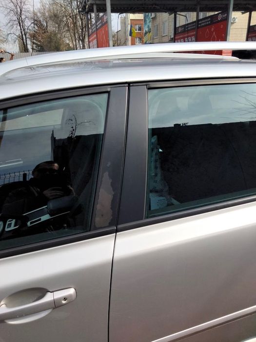 Продам автомобіль Volvo V50 1.6D2
