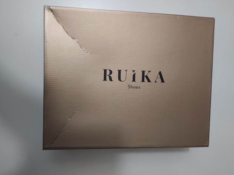 Botas pretas camurça Ruika 37 NOVAS