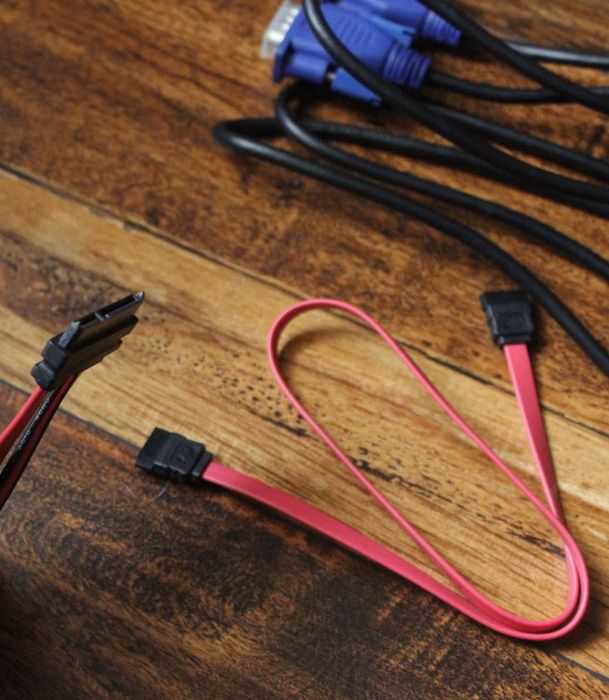 кабелі до пк - комплект нове/ sata 22-pin (7 + 15) SATA Male to Female