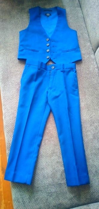 Дитячий костюм для хлопчика класичний, святковий