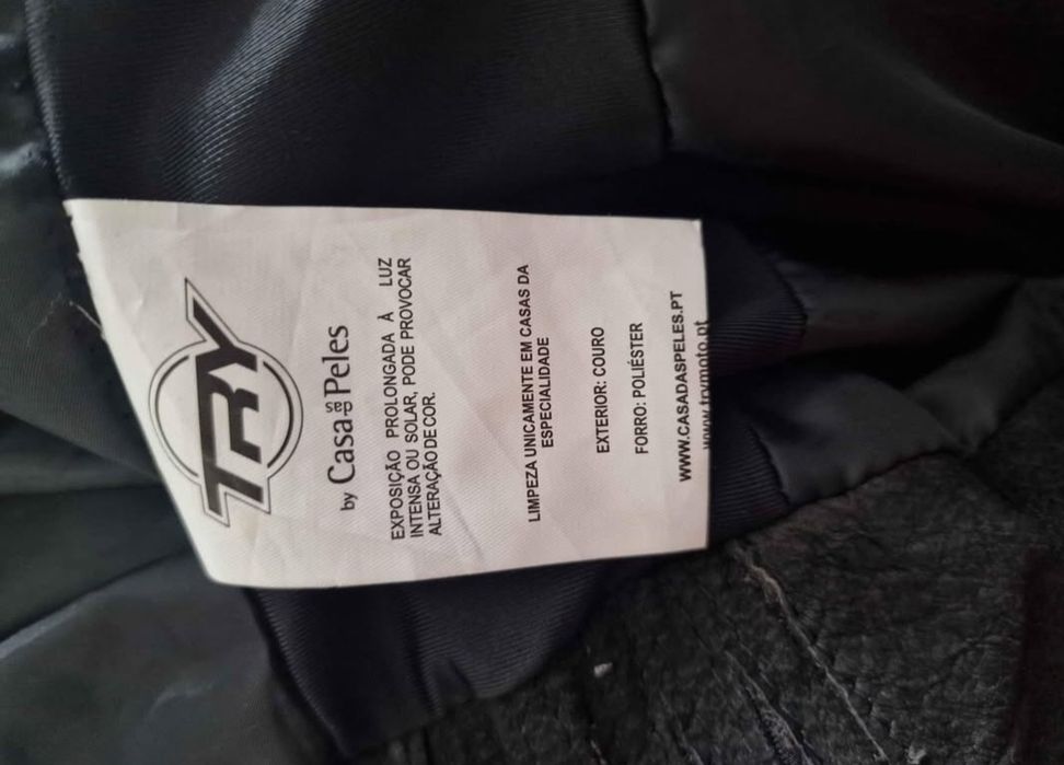 Casaco biker em couro (Casa das Peles)
