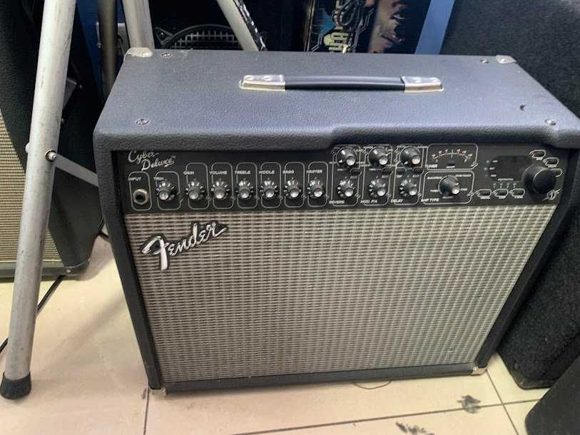 Продам комбопідсилювач Fender Cyber Deluxe. Made in Mexico.