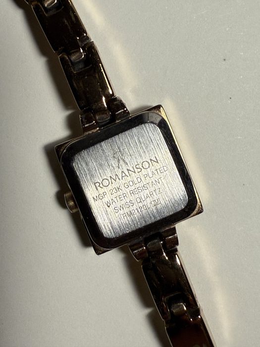 Годинник Romanson