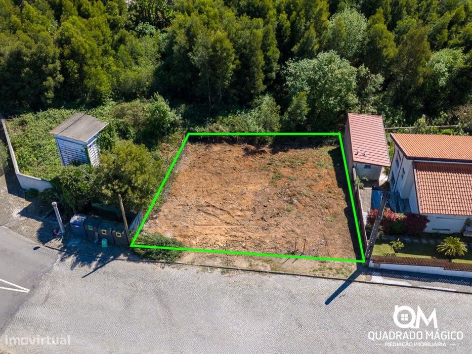 Excelente lote de terreno para construção de moradia em São Paio de... — São Paio de Oleiros, Aveiro