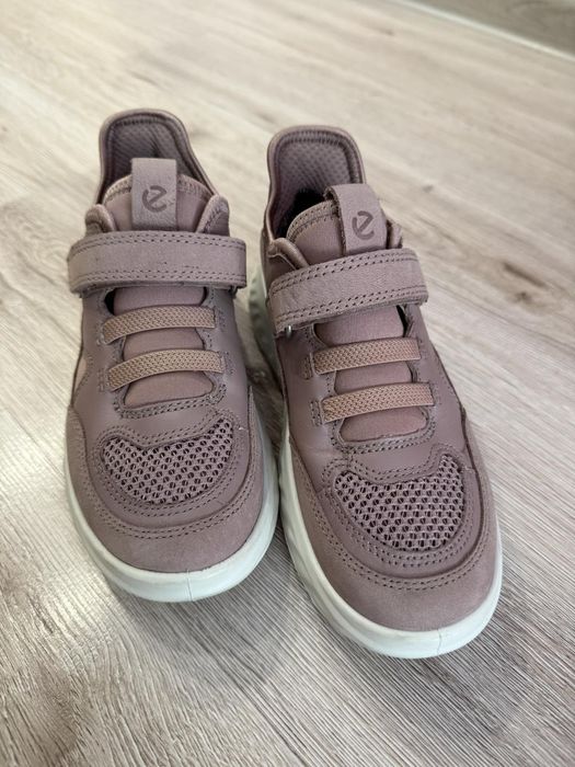 Кросівки для дівчинки Ecco