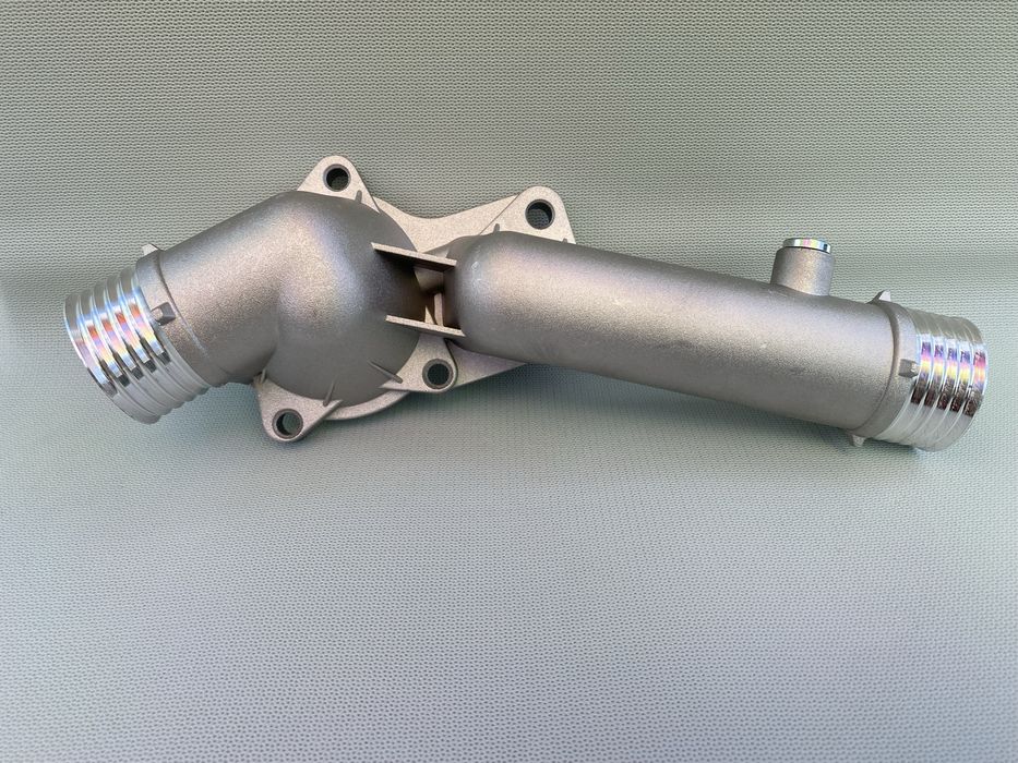 Алюминиевый корпус термостата бмв м52