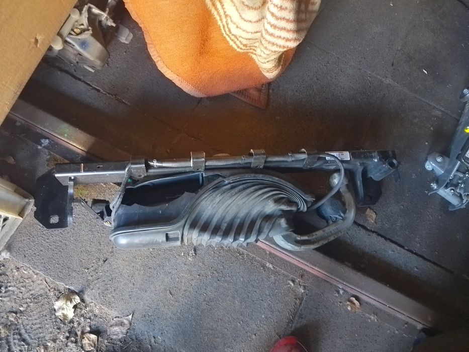 BMW ix3 G08 hak holowniczy elektryczny 2023r