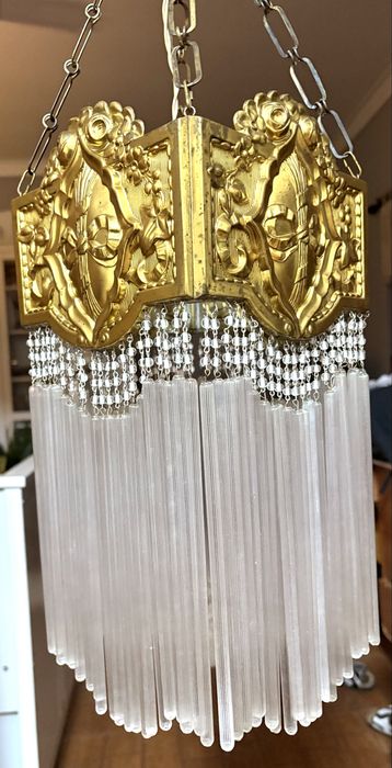 Fantástico antigo candeeiro de tecto Arte Nova dourado