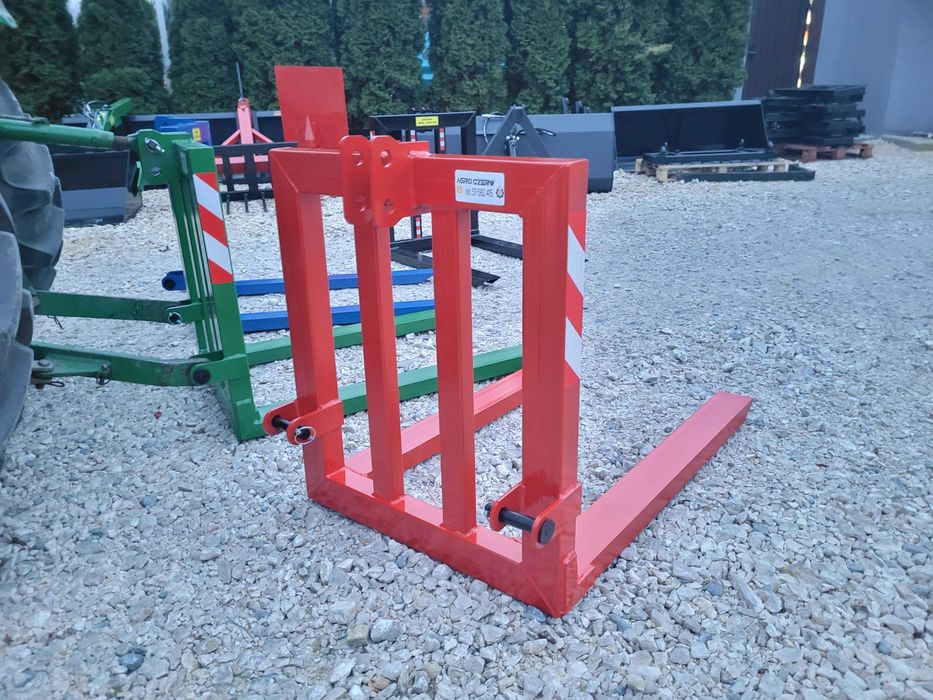 Paleciak na tylni TUZ ciągnika WZMOCNIONY Udźwig 1000kg Widły do palet
