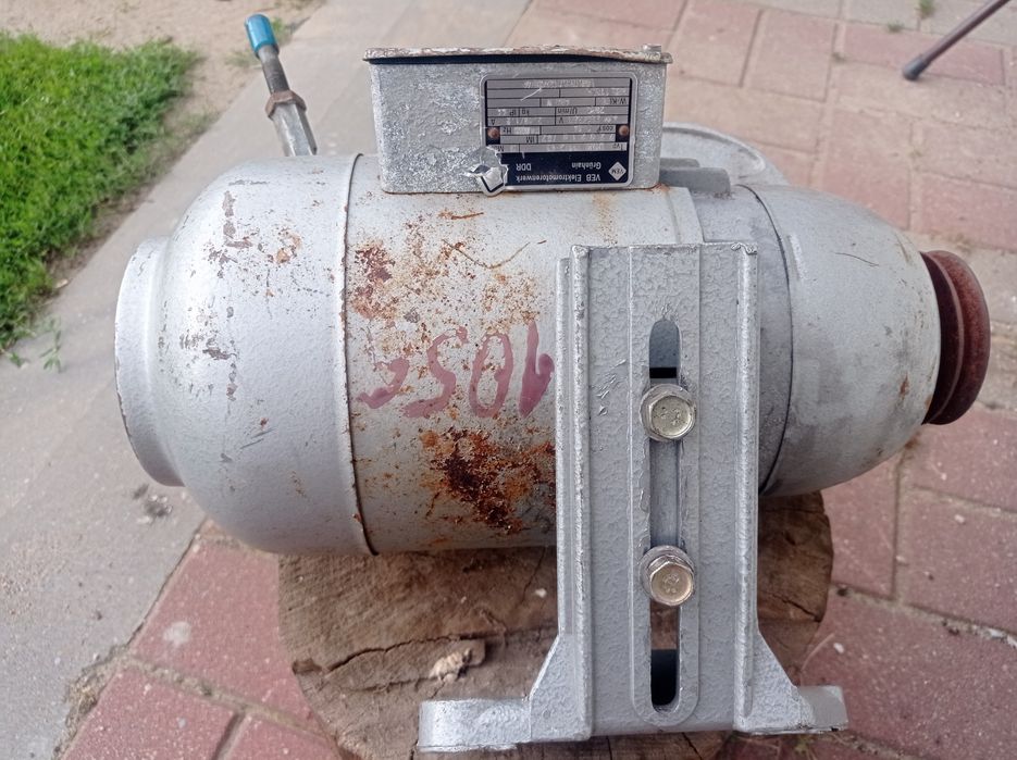 Sprzedam silnik elektryczny