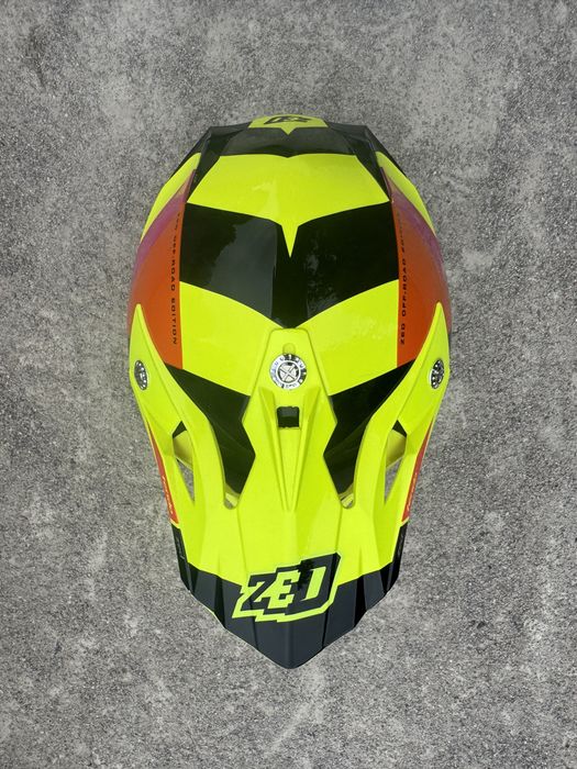 Kask FULLFACE / CROSS / Hulajnoga ZED z homologacją–różne kolory