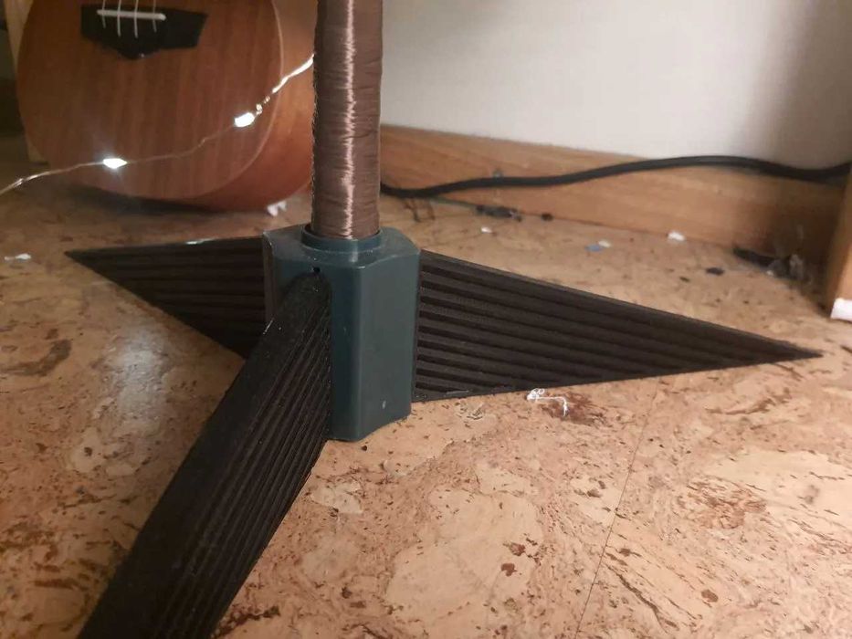 Pernas para Arvore de Natal IKEA