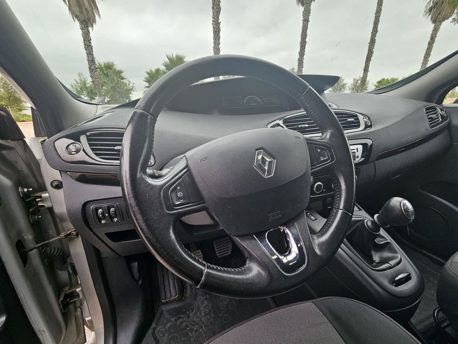 Renault Grand Scenic 3 1.5 DCi