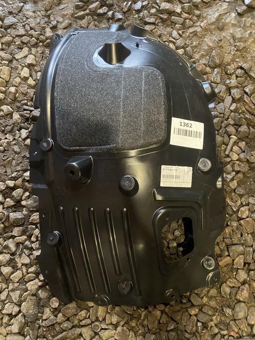 Підкрилок перед правий захист bmw g60