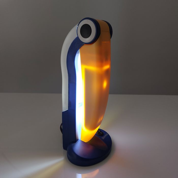 Vintage toucan lamp