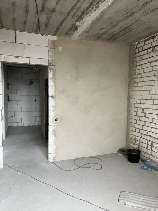 Продаж 2-кім квартири  у новому заселеному будинку. 60 м2. Підходить під Є оселя