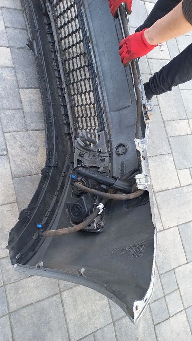 Vw polo 6r0 09-14 zderzak przód przedni srebrny la7w spryski