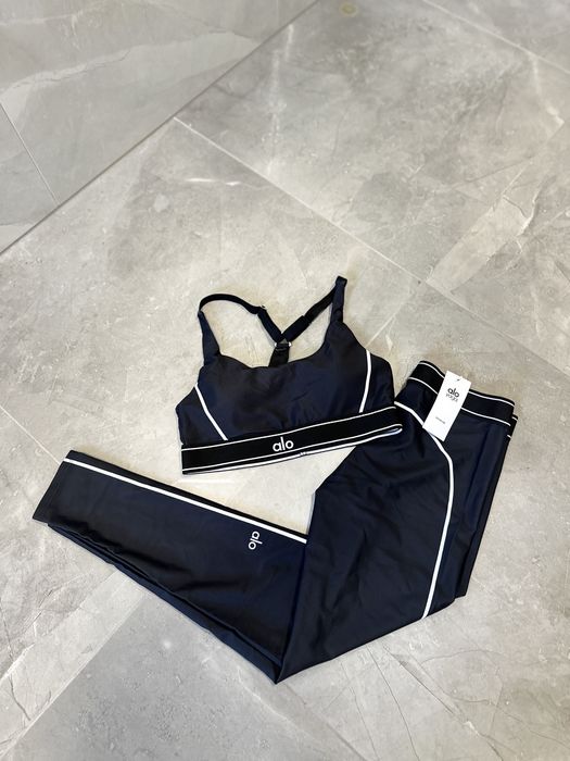 Aloyoga, костюм alo yoga, alo костюм топ ало