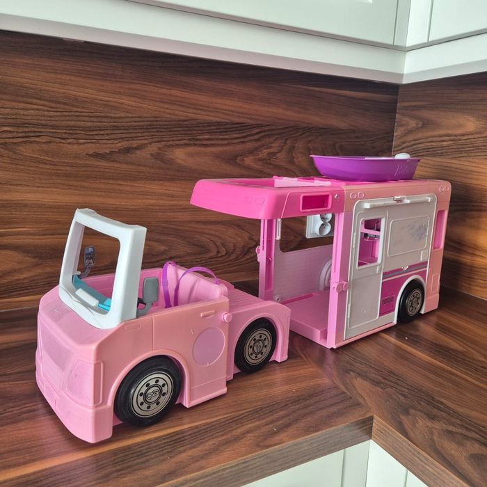 Barbie – duży kamper + samochód | zestaw