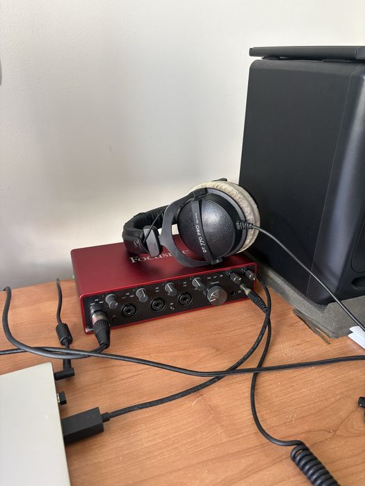 USB Audio Interface Focusrite 18i8 Geração 3 - excelente estado