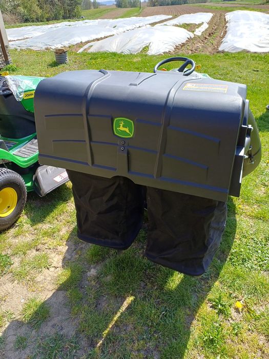 Traktorek  kosiarka John deere  s120 s130 s140
