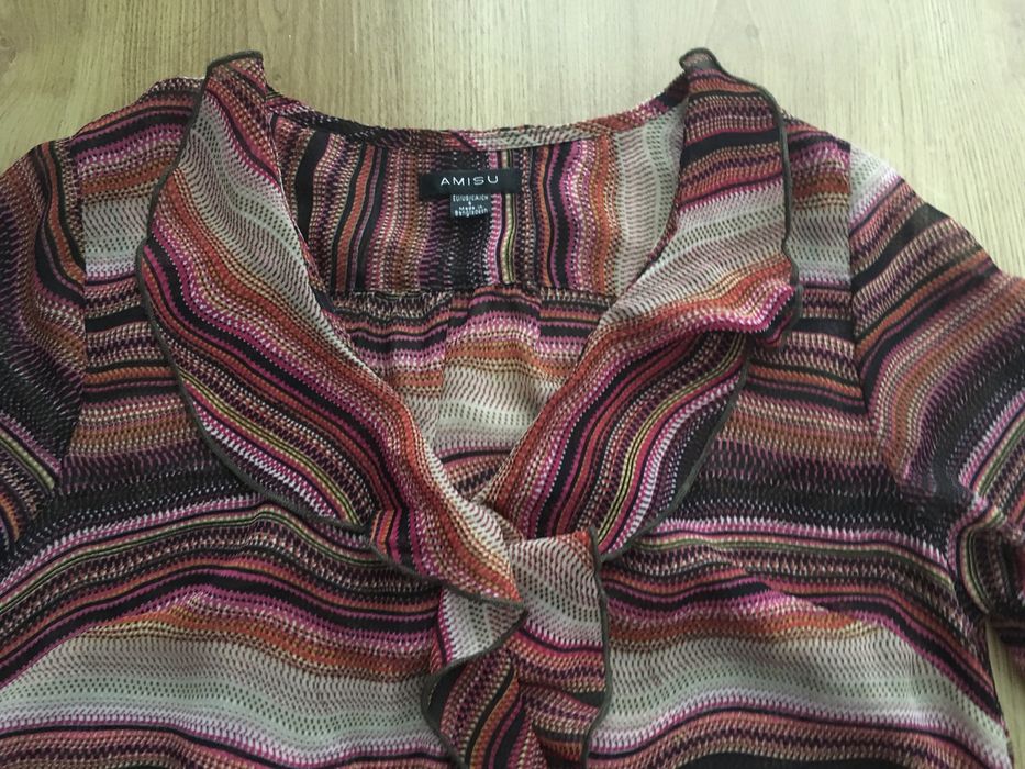 Bluzka damska z falbanka wzorki rozowo pomaranczowe paseczki 36/S