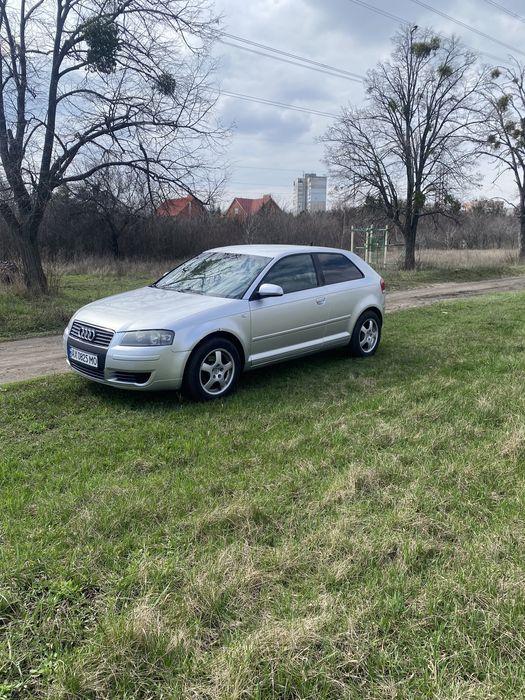 Продам Audi a3 8p 1.6