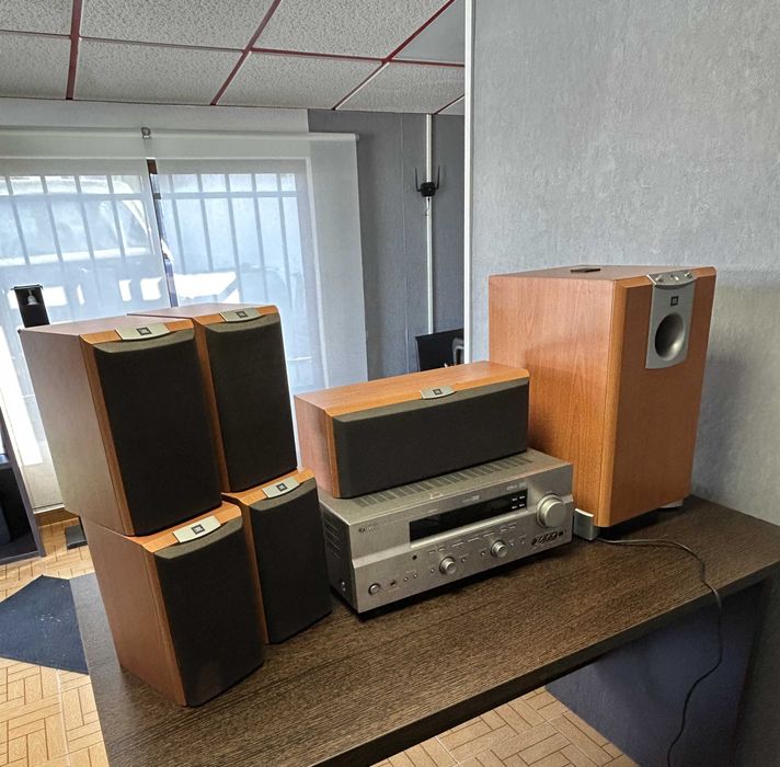 Amplificador AV Yamaha RX-V650+conjunto de colunas JBL SCS 178