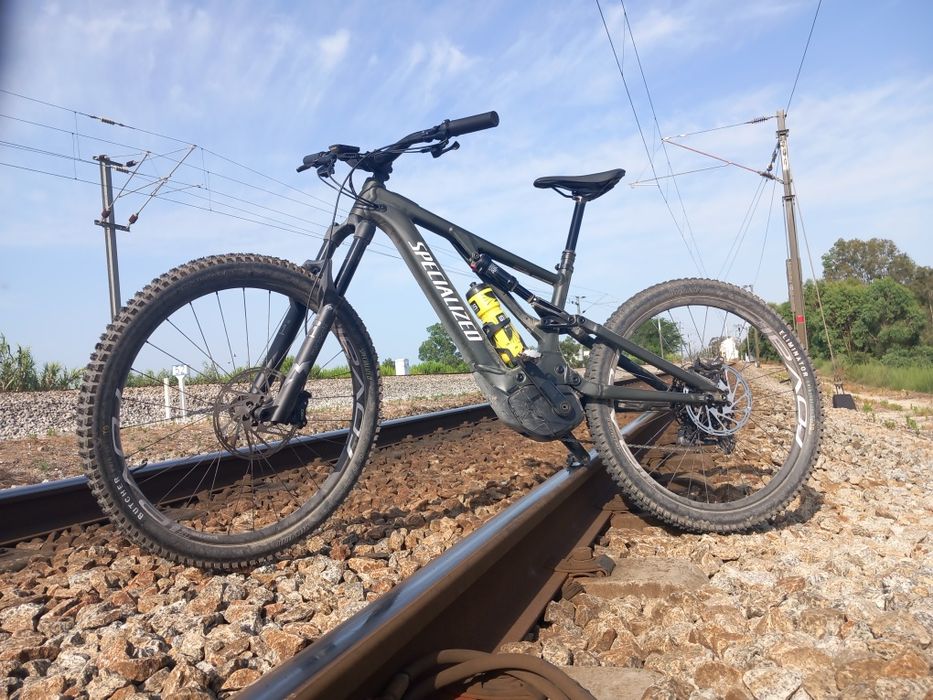 Specialized turbo levo