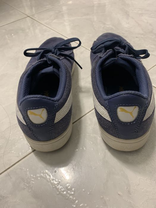 Ténis Puma azul e branco camurça