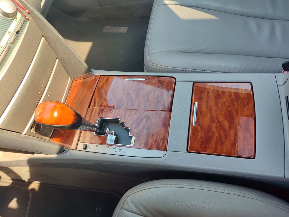 Продам автомобіль TOYOTA AURION