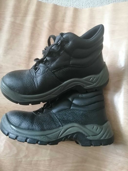 Ботинки (черевики) 38р arco essentials