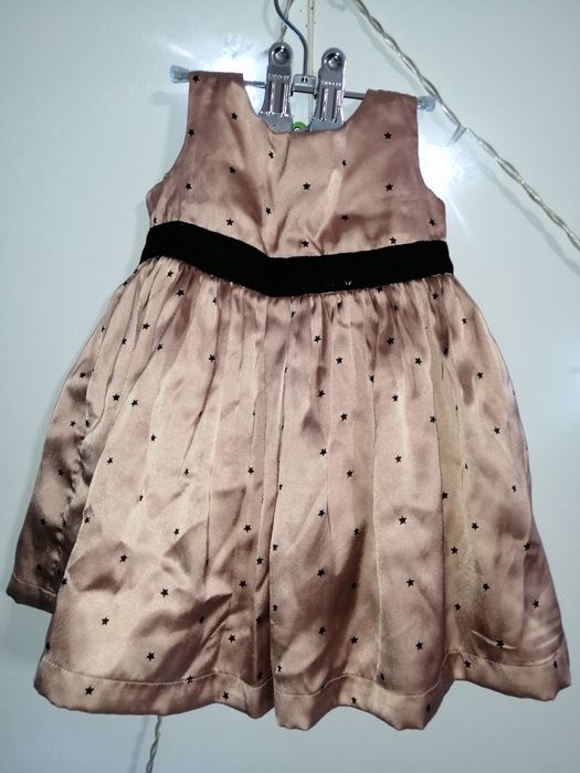 Elegancka sukienka gwiazdki jak nowa