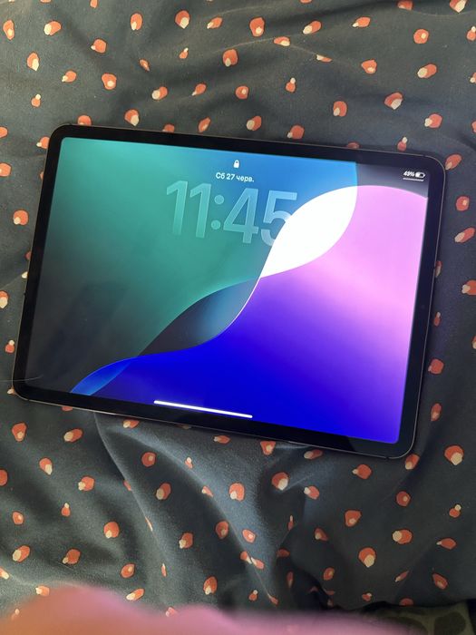 iPad 11 pro,64gb WIFI+LTE
