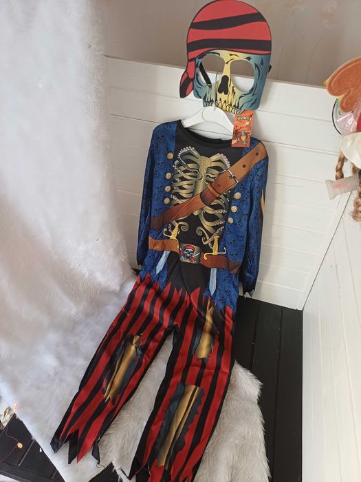 Костюм наряд пірат розбійник 5-6 років хеллоуїн хеллоуин хеловін
