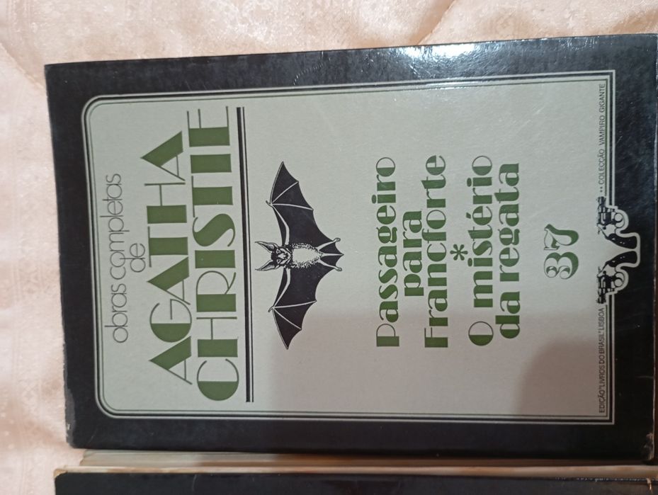 Coleção Obras Completas – Agatha Christie & Raymond Chandler