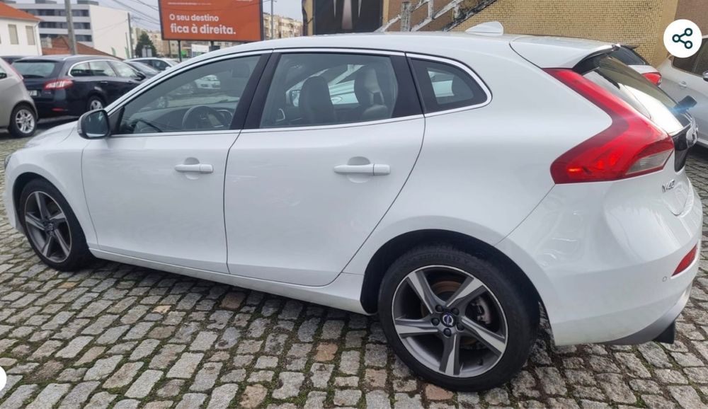 Volvo V40 R-Design