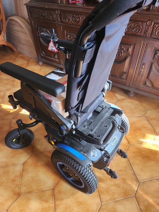Cadeira de Rodas Eletrica NOVA