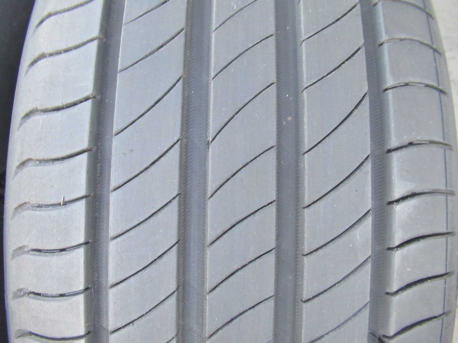 opony 235/45/20 Michelin Primacy 4 S1 100V XL 2024r demo