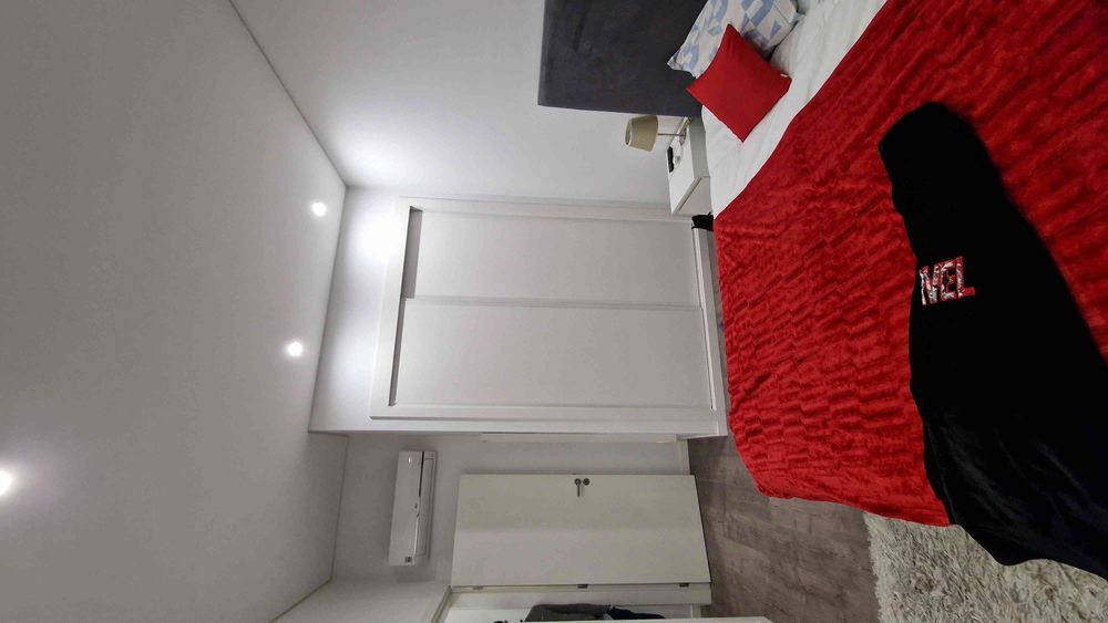 Apartamento T1 com garagem