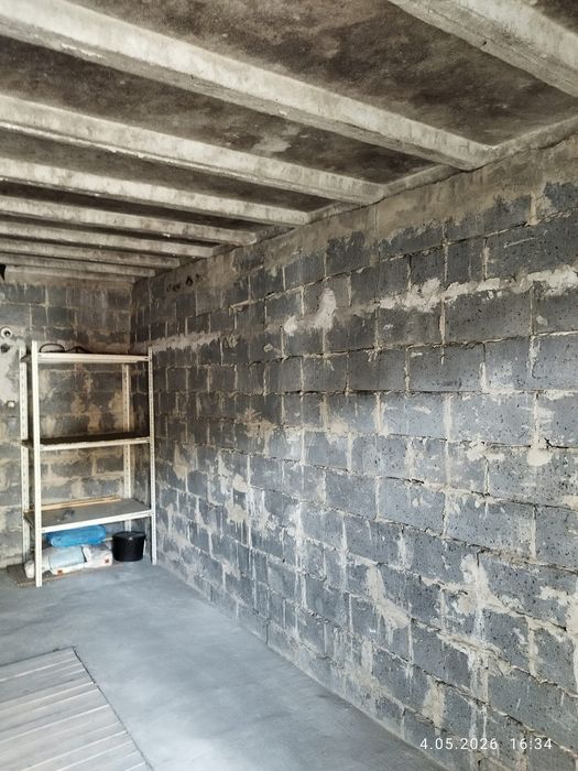 Garaż murowany z KW, prądem i kanałem – Gliwice Łabędy, ul. Piaskowa - Więcej