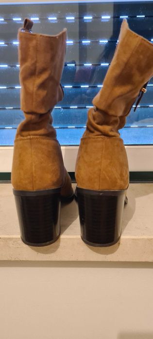 BARATO. Bota Camurça