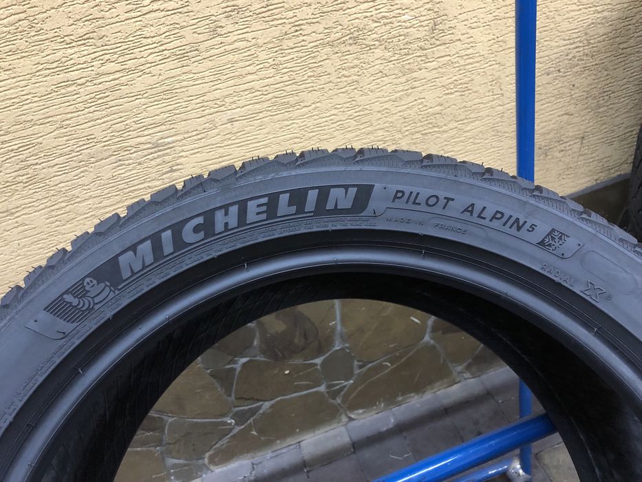 Зимові шини 225/45 R19 (96V) MICHELIN