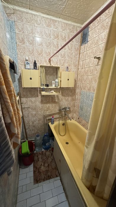 Продам 2 ккв в центре Чугуева.