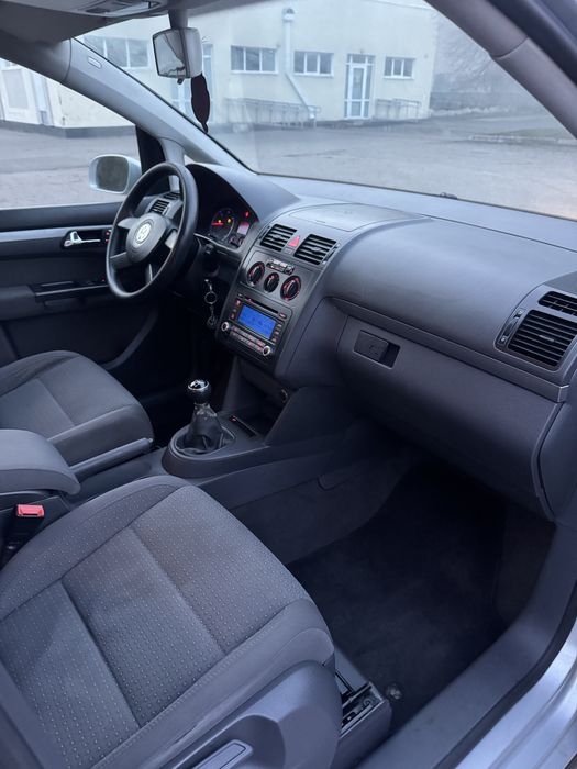 Volkswagen Touran 1,9tdi 2007р механіка 6ст дизель в ідеальному стані