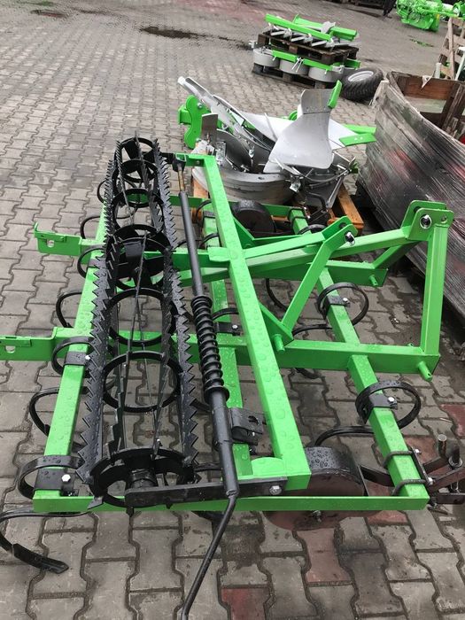 Культиватор Bomet ( польський культиватор з катком))