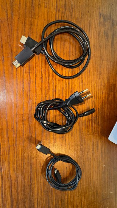 PS5 1TB Edição Com Leitor - Como Nova